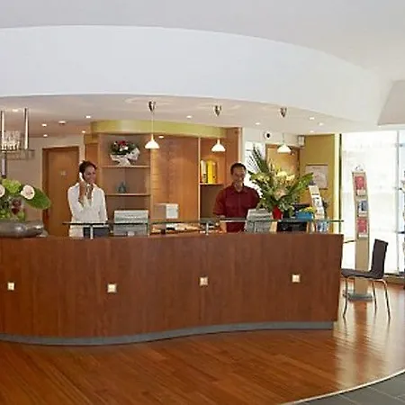 أجنحة نوفوتيل Centre 4* كان