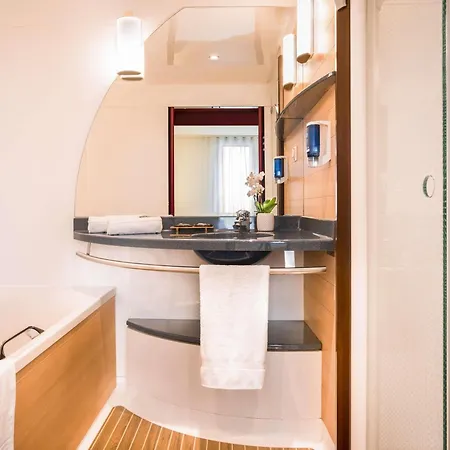 Hotel Novotel Centre 4*